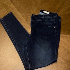 Skinny Blue Jeans Classic Fit